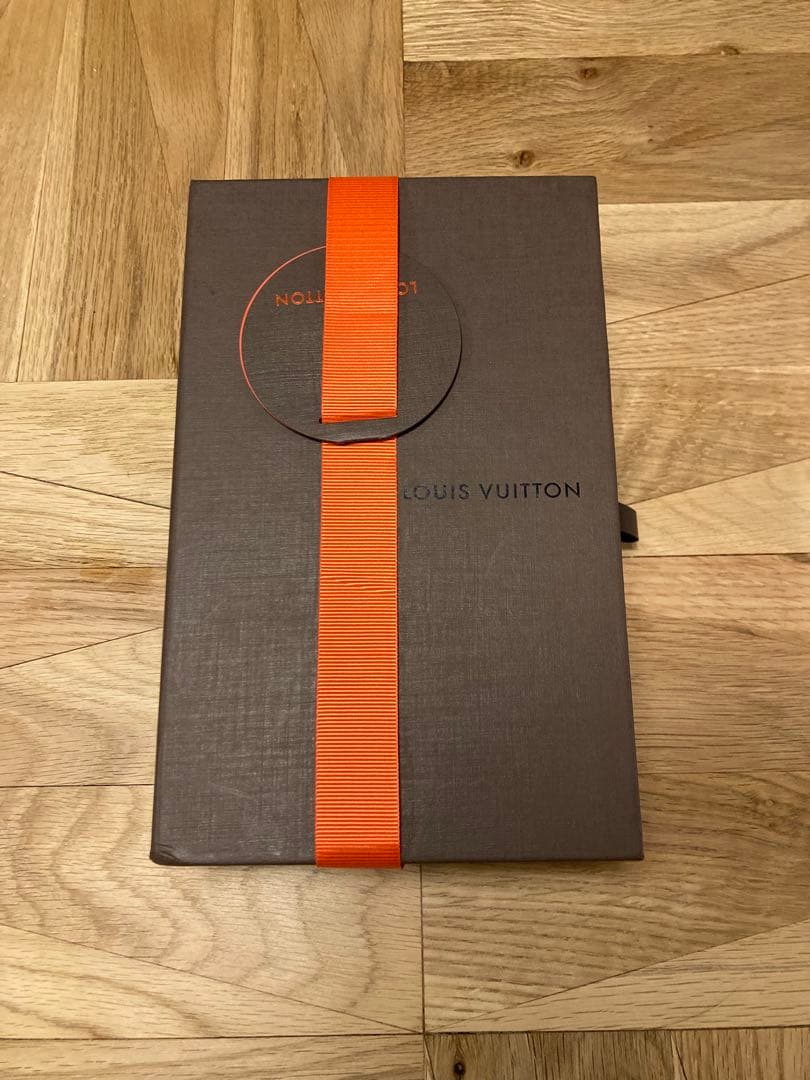 ルイヴィトン LOUIS VUITTONエピレザー 長財布 フラップ式