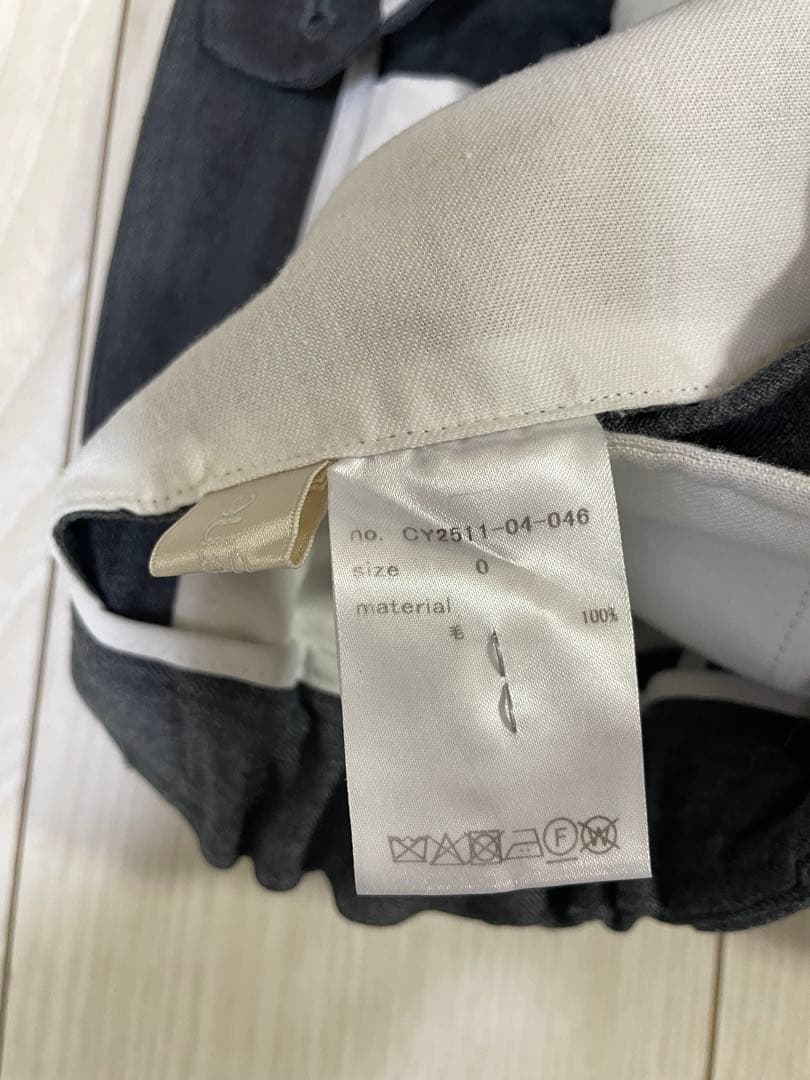 シーニュ Cygne フロントタックショートパンツ