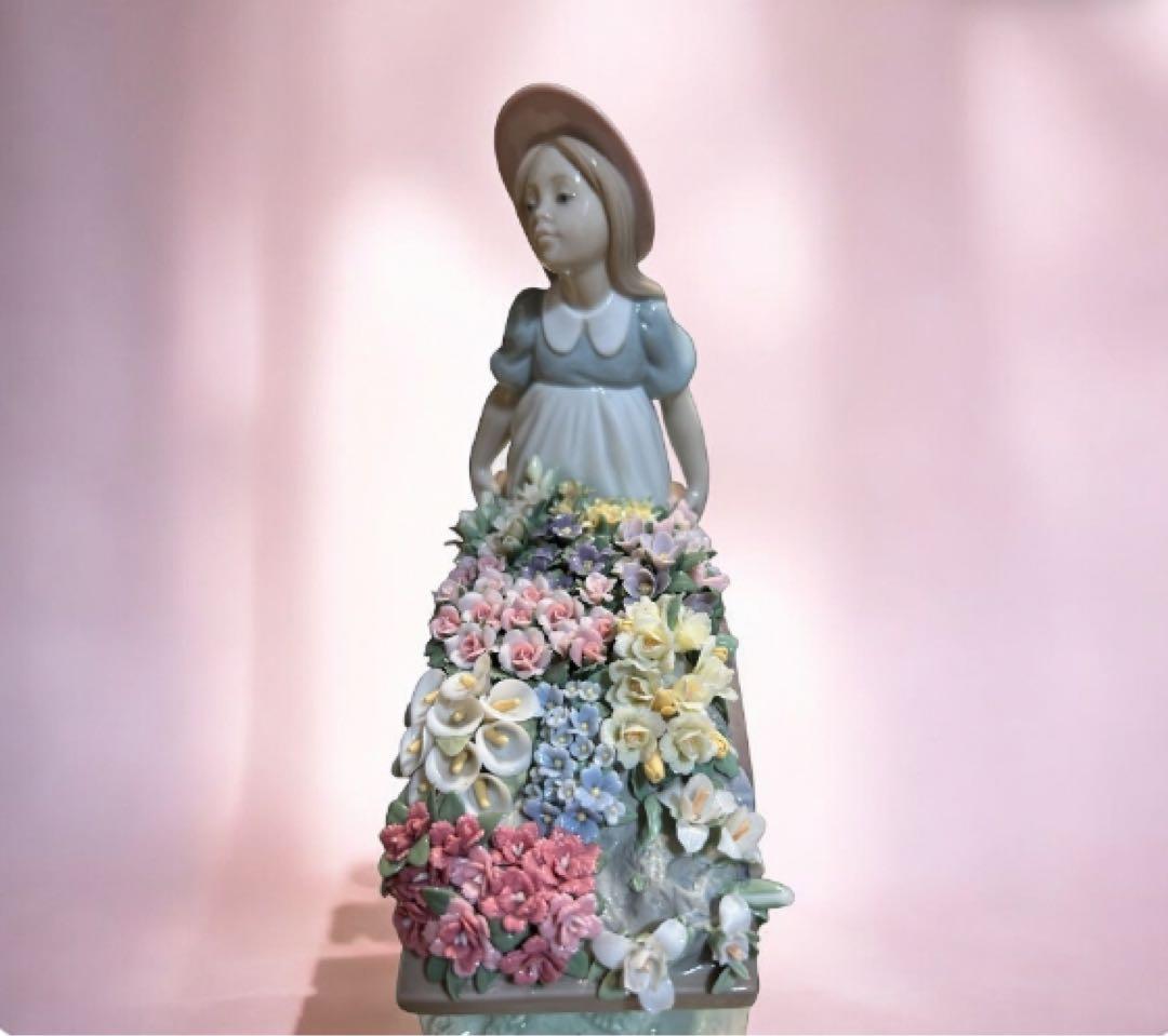 m*o様 【絶品】限定品リヤドロ スペシャルバージョン可愛いお花屋さん(百貨店使