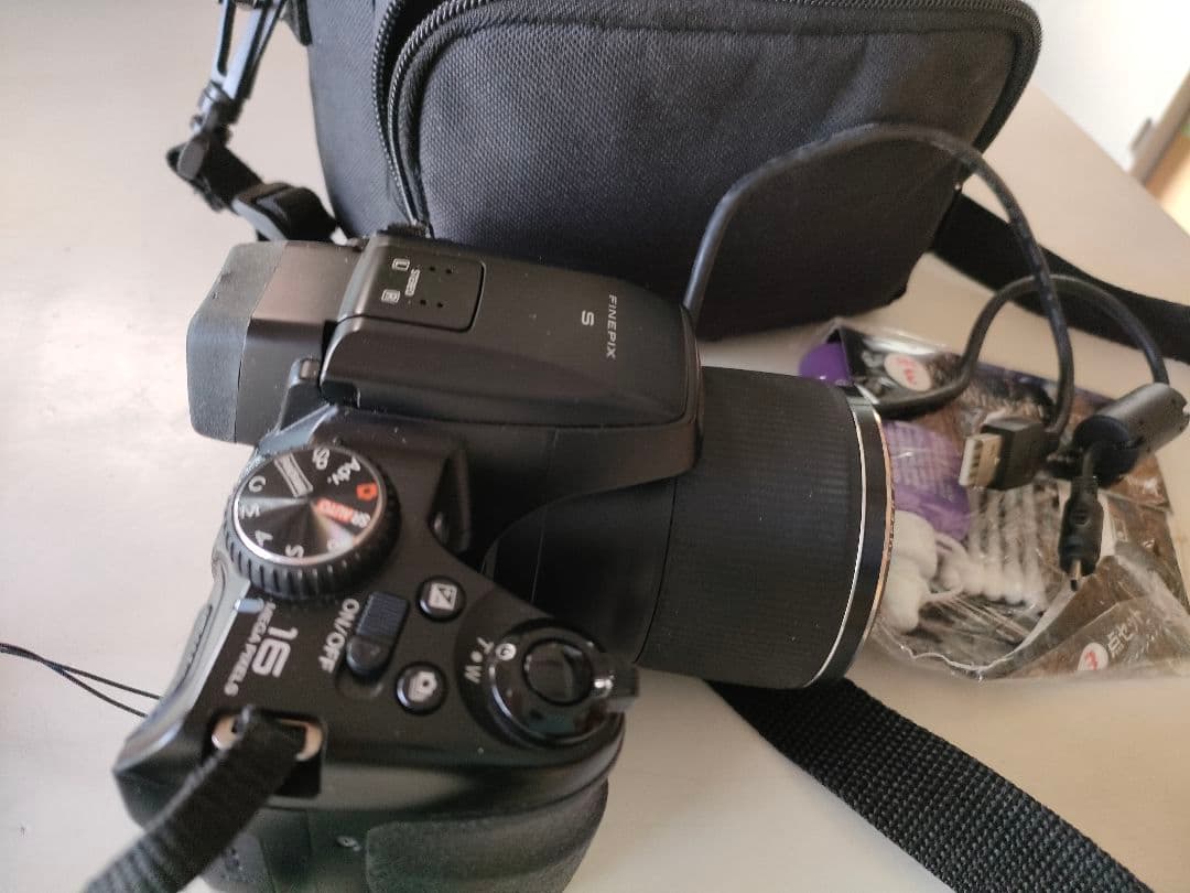 フジフイルムfinepixs8400