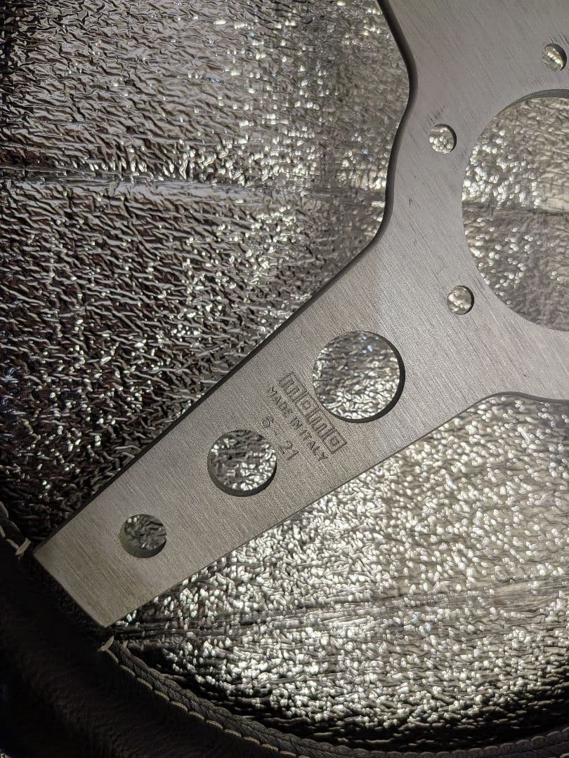 MOMO prototipo ステアリング イタリア製