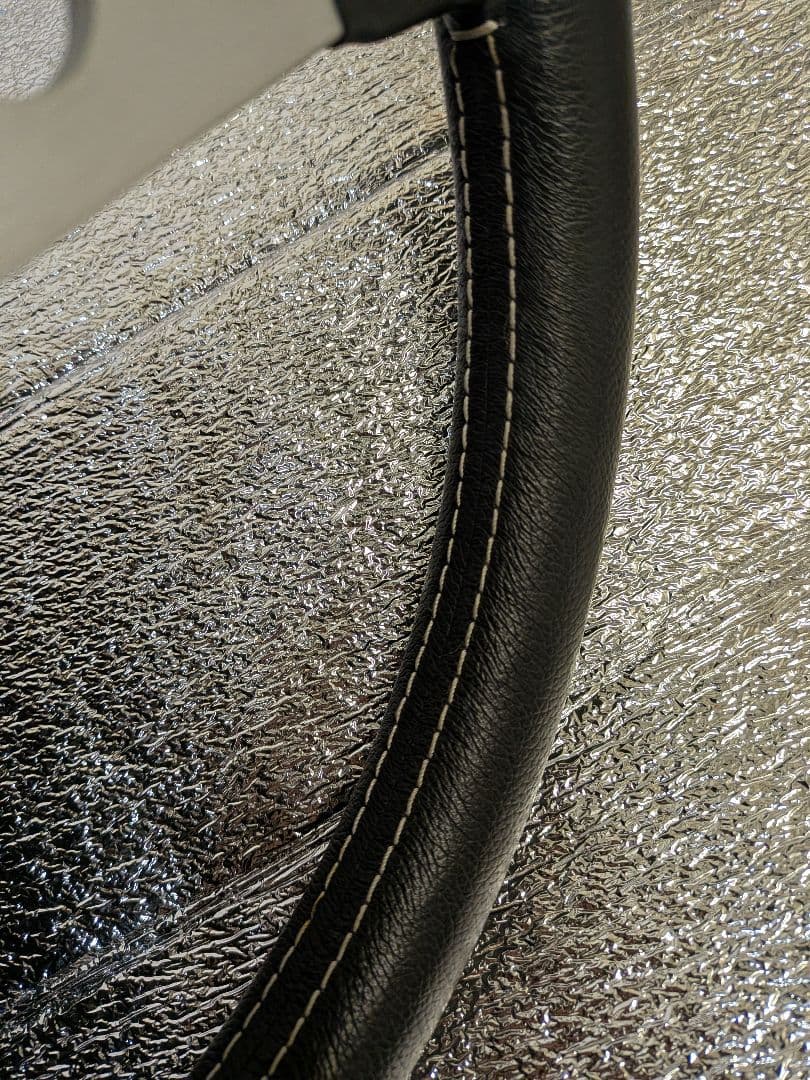 MOMO prototipo ステアリング イタリア製