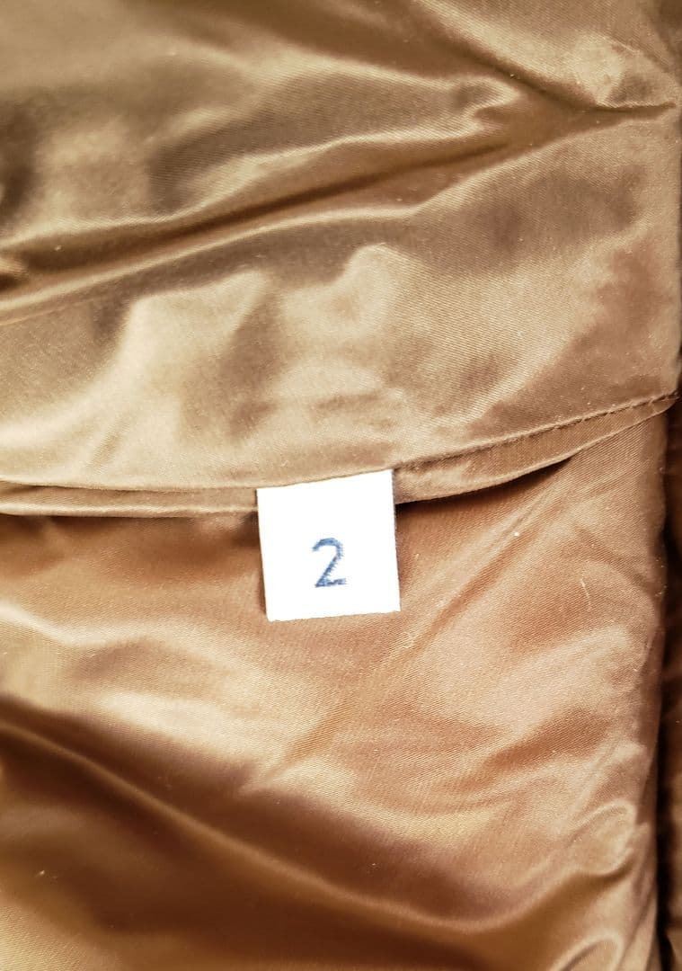 MONCLER 　ネイビー フード付きダウンベスト　サイズ2