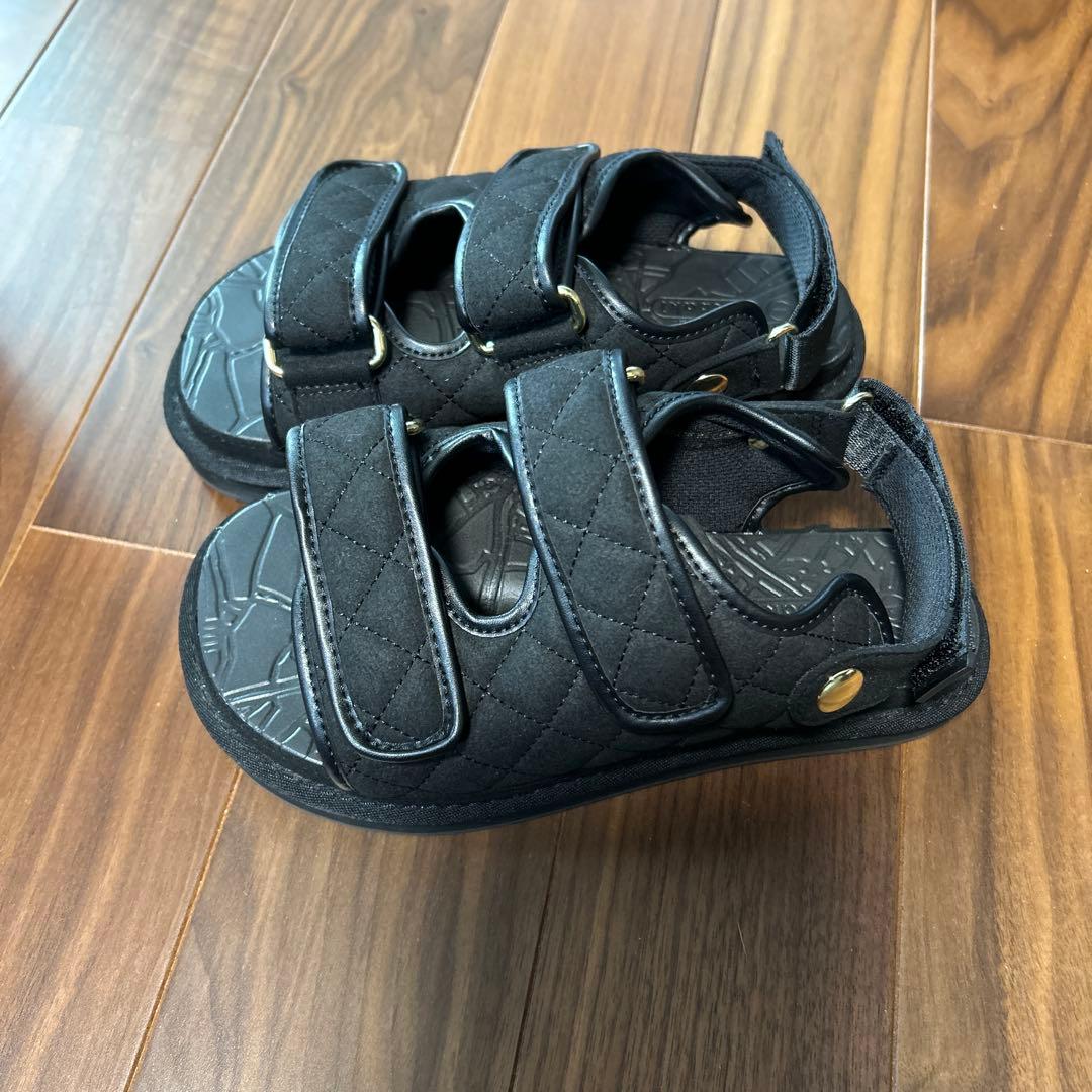 ラクバキ S フットサンダルキルティング