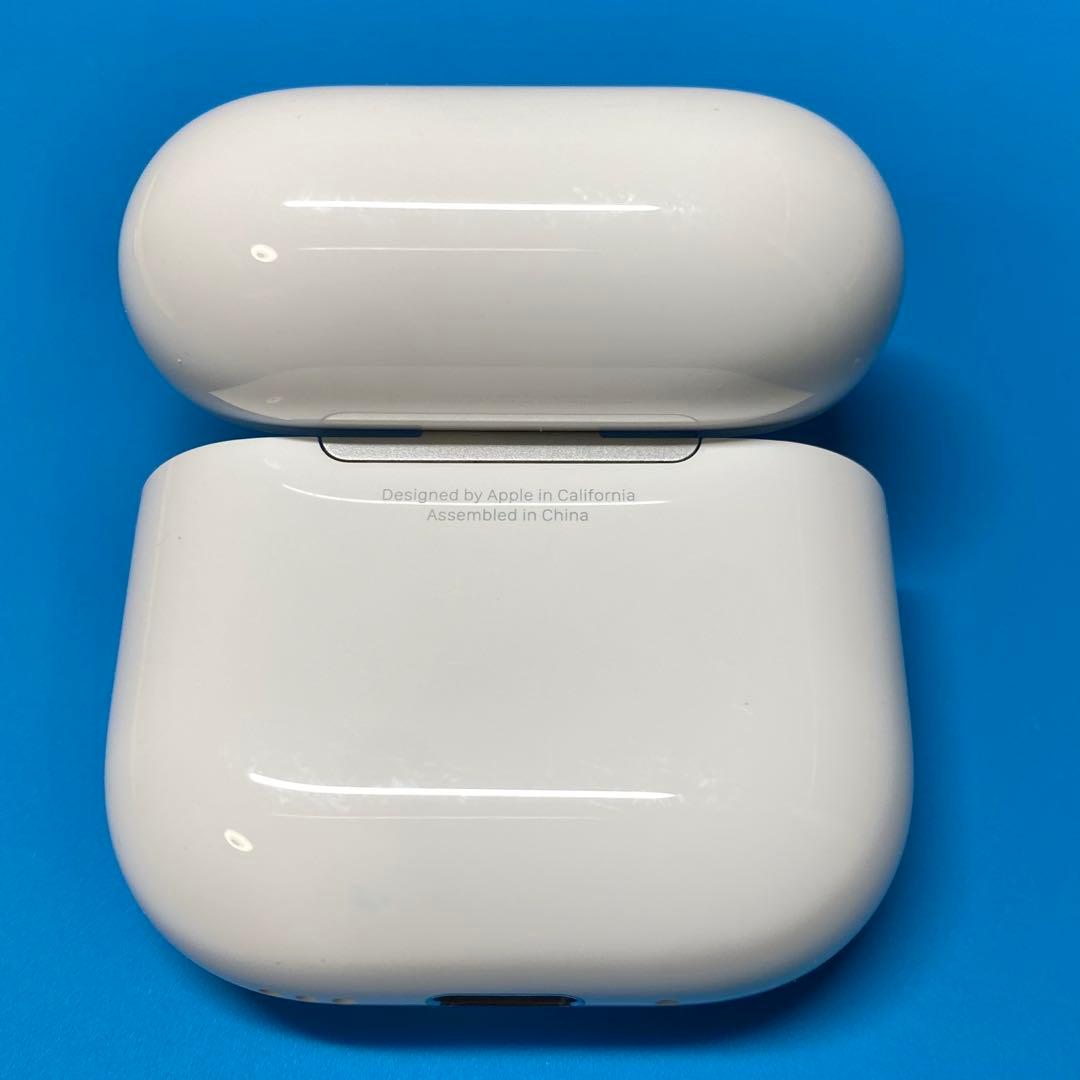 AirPods4第4世代 エアポッツ第四世代充電ケース(ANC 搭載)