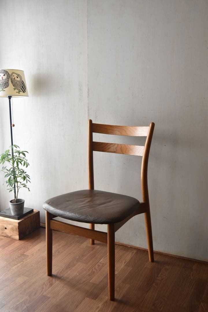 クルちゃん 日進木工 ダイニングチェア