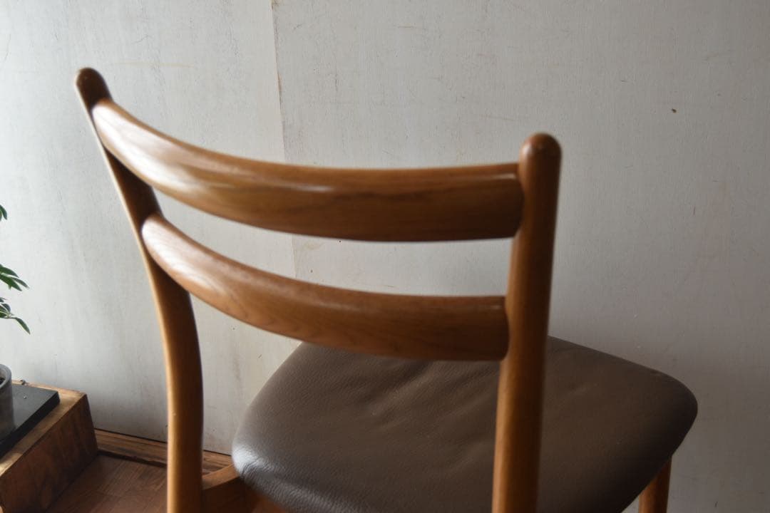 クルちゃん 日進木工 ダイニングチェア