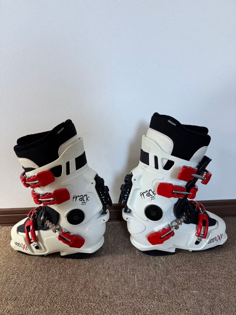 DEELUXE TRACK225 アルペンボードハードブ－ツ 253mm