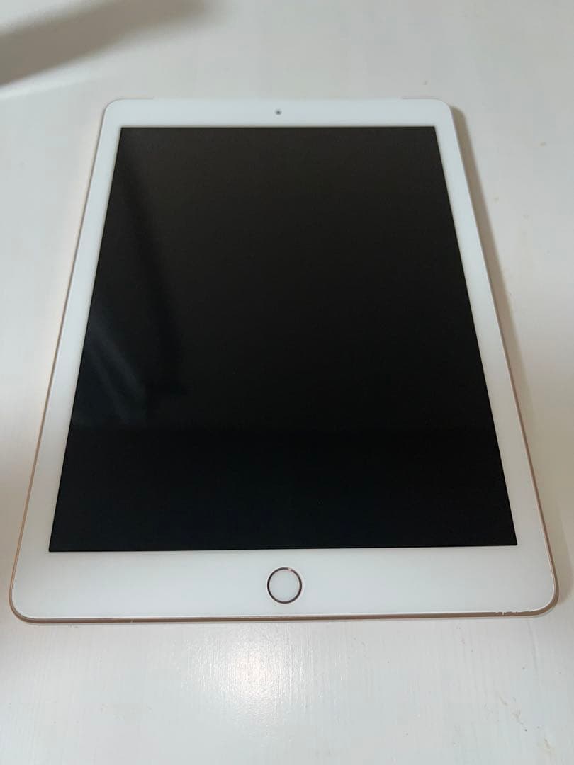 Apple iPad 本体 ピンクゴールド