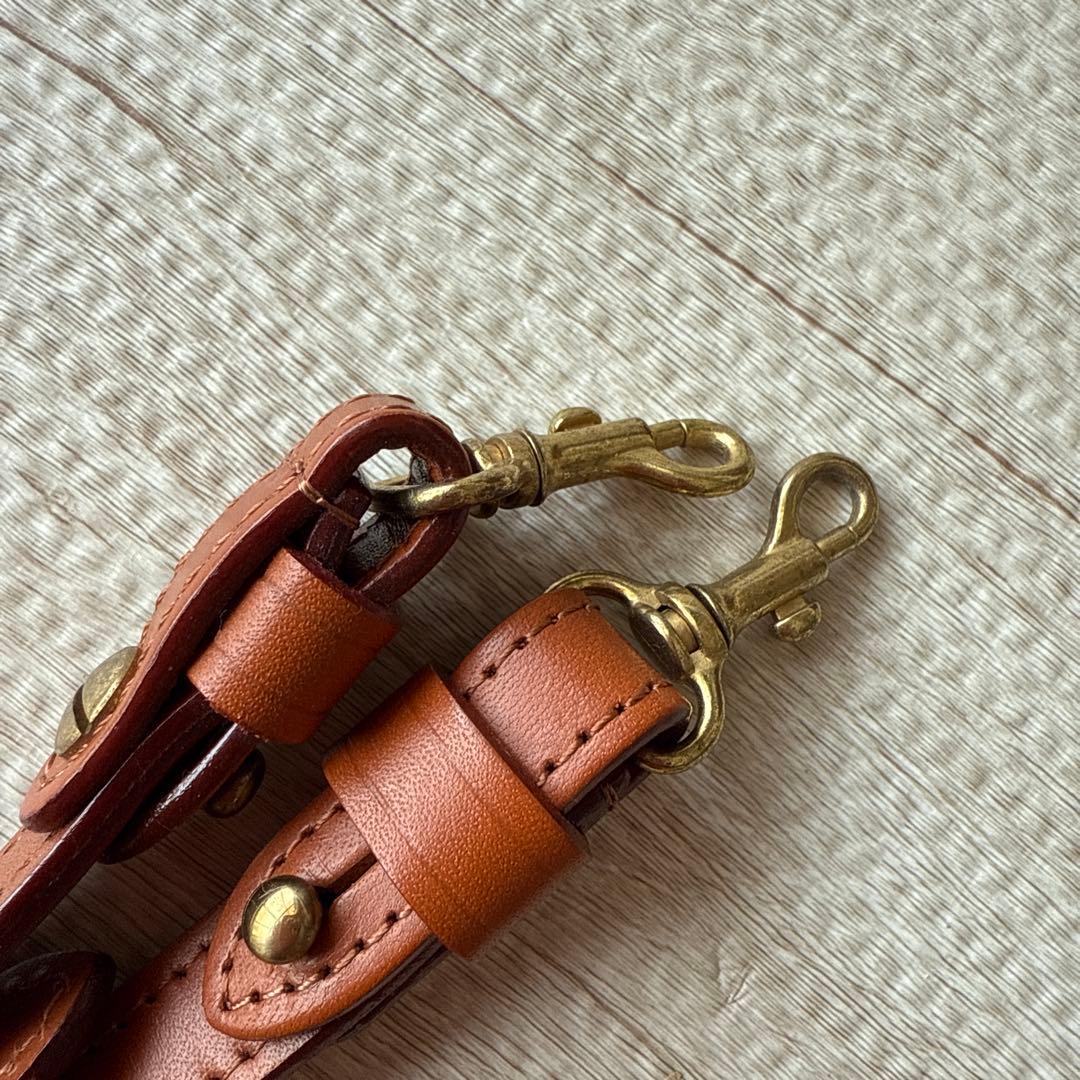 ぱむけろ様　イタガキ　ショルダーバッグ クラッチバッグ 本革