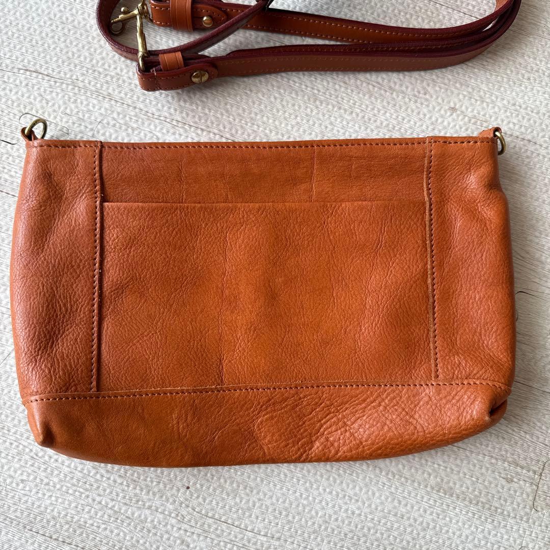 ぱむけろ様　イタガキ　ショルダーバッグ クラッチバッグ 本革