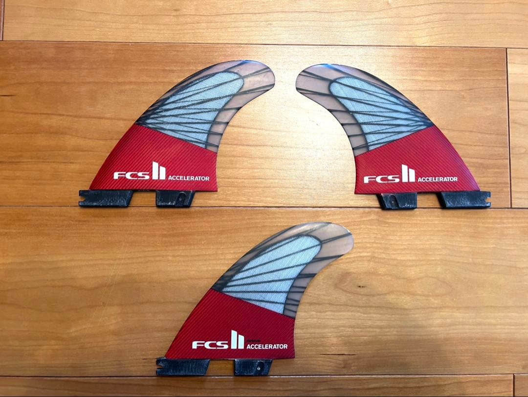 商品名　FCS2 ACCELERATOR TRI アクセラレーターMサイズ