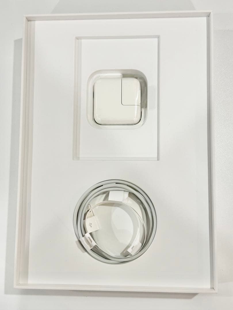 iPad 第七世代 Wi-Fi 128GB Space Gray