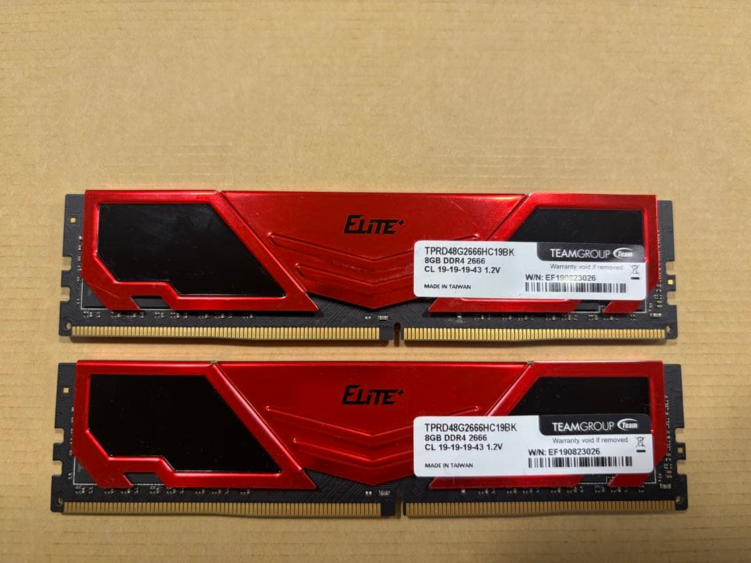 TEAMGROUP 16GB (8G×2) DDR4 2666MHz メモリ