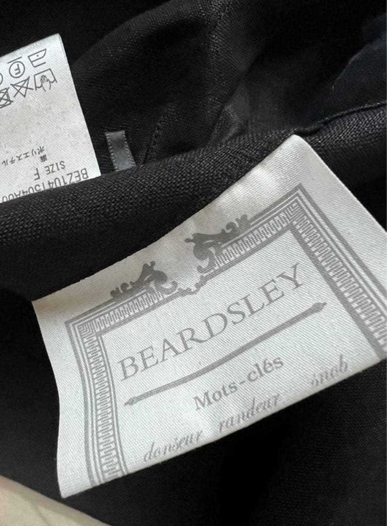 r*i様 BEARDSLEYビアズリー✳︎リネンショートベスト✳︎2025SS✳