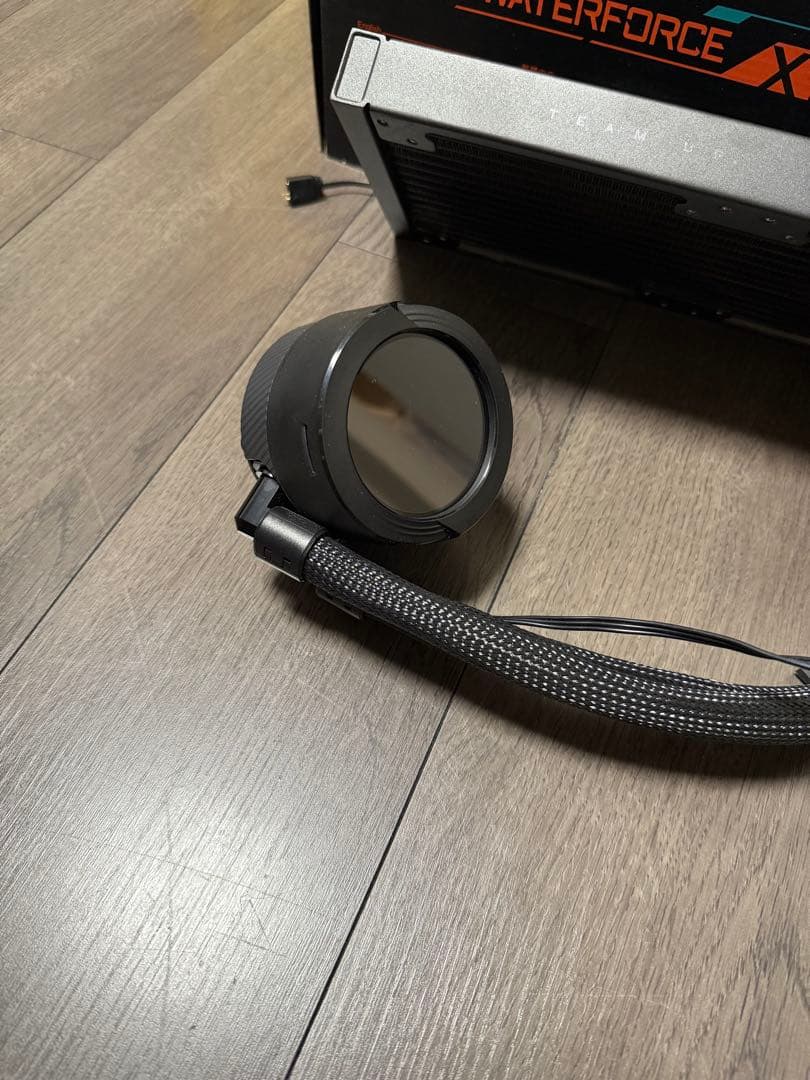 AORUS WATERFORCE X 280 簡易水冷　CPUクーラー