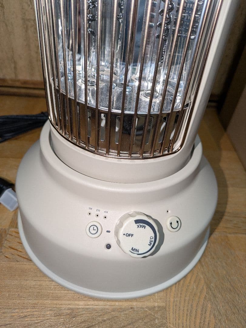 ⭐︎IROtoridori⭐︎　【未使用品】BRUNO カーボンヒーター