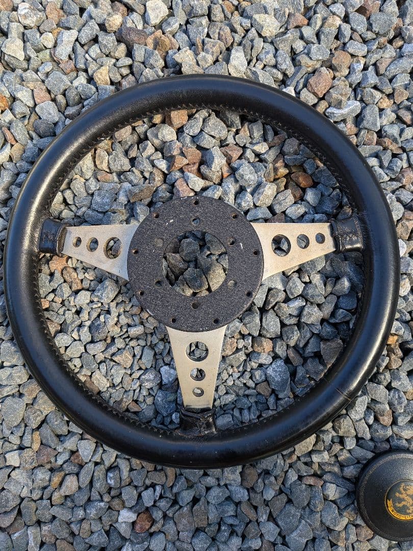 希少品、モトリタ ステアリング37㌢、アダプターリング付き