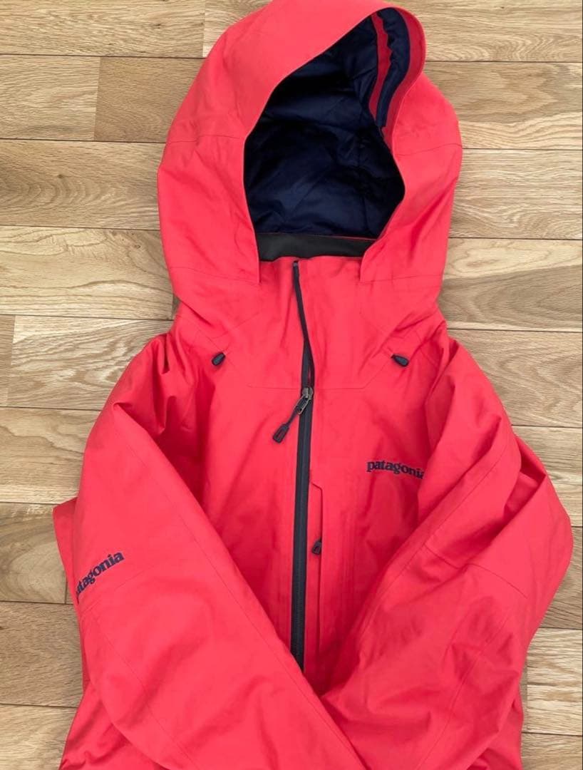 パタゴニア　ウィメンズ・インサレーテッド・スノーベル・ジャケット XXS