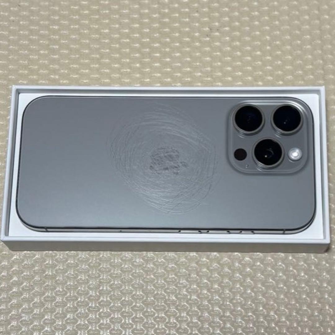 バッテリー容量100%！ iPhone16Pro 256GB SIMフリー 本体