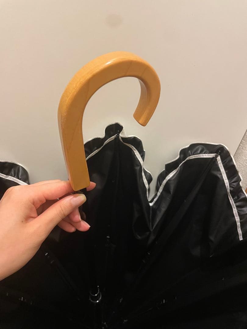 【サンバリア100】 2段 折りたたみ日傘 無地 ホワイト　フリル