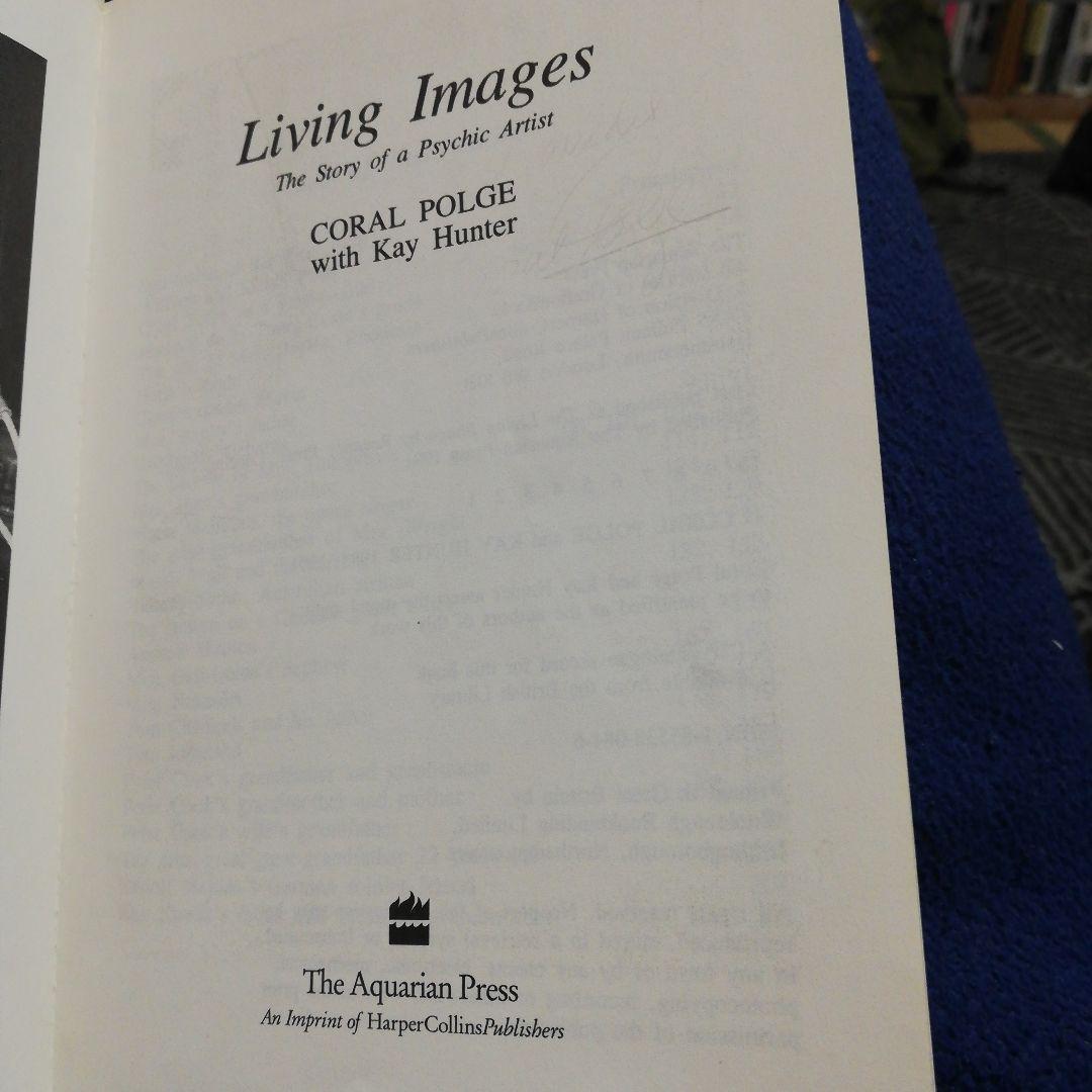 洋書 LIVING IMAGES by Polge (Signed)