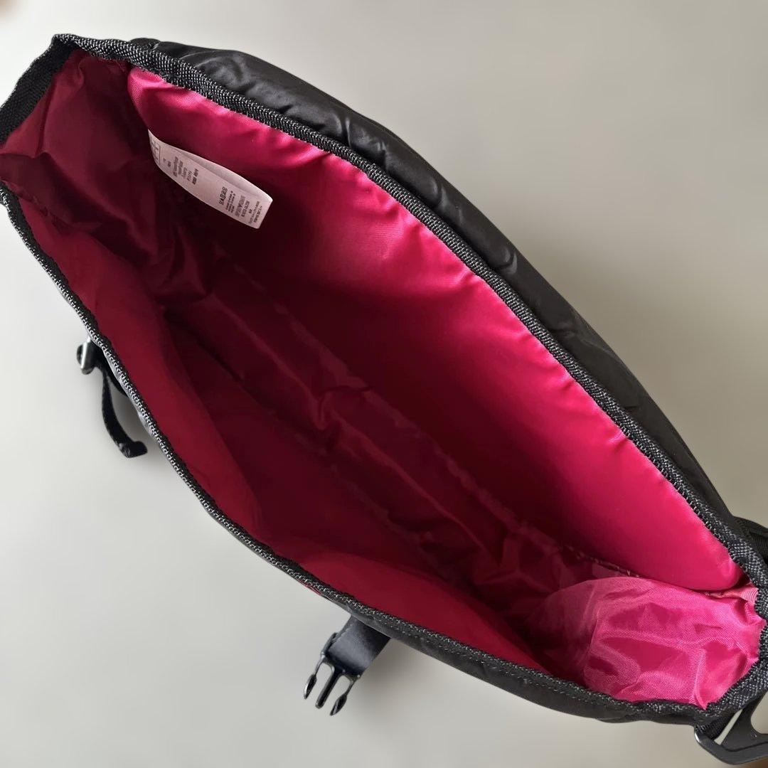 エンポリオアルマーニ EA7 ショルダーバッグ メッセンジャー ブラック　A4