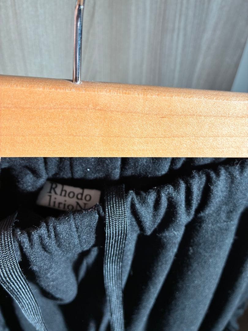 Rhodorilion ロドリリオン　フリル　ウール　カシミヤ　パンツ