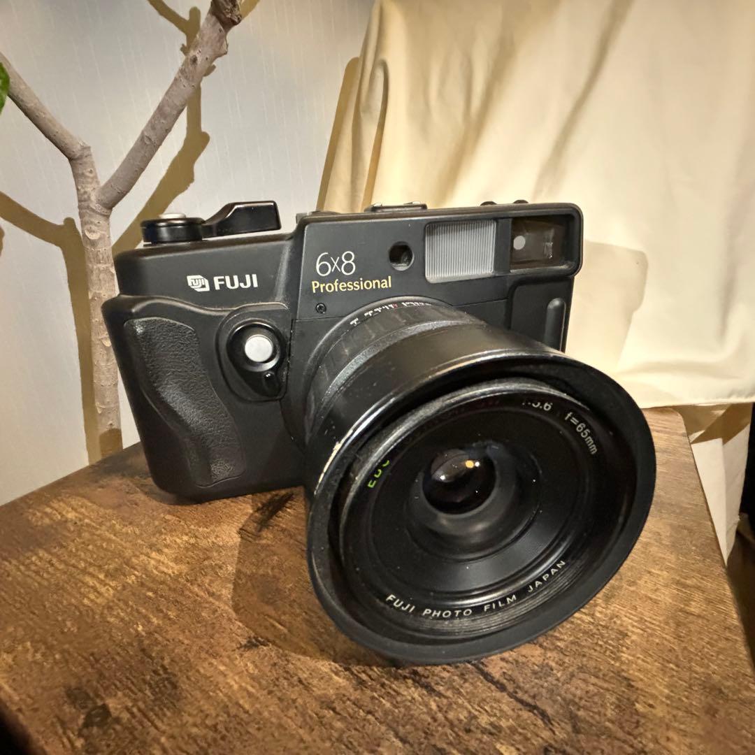 FUJI 6x8 Professional GW680III フィルムカメラ