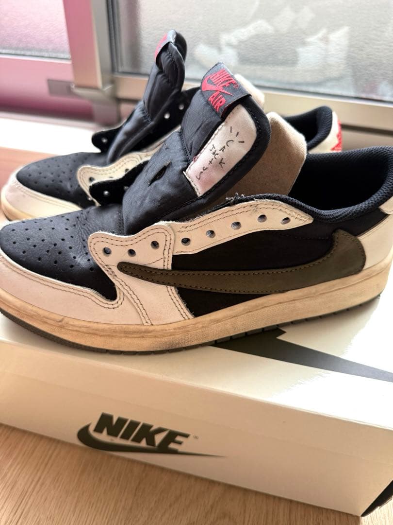 Travis Scott × Nike Women'sOlive 24 cm