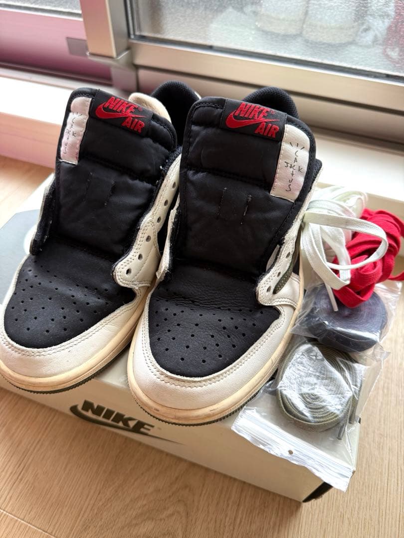 Travis Scott × Nike Women'sOlive 24 cm