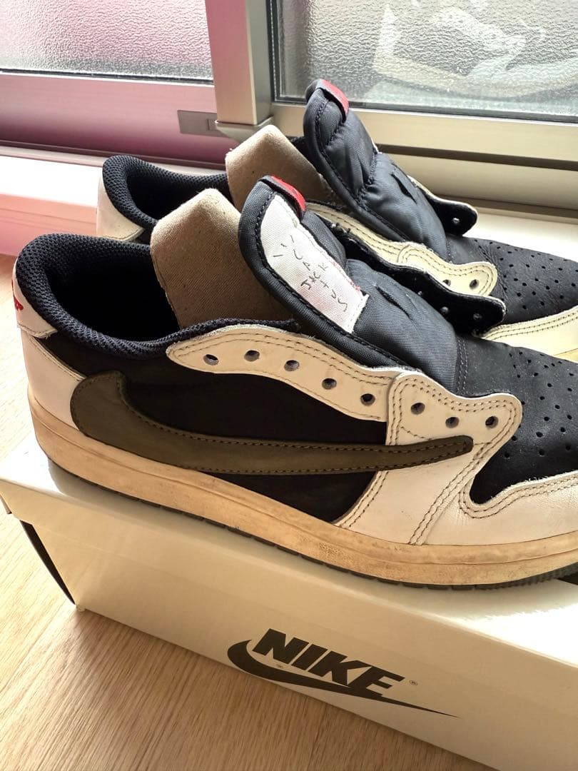 Travis Scott × Nike Women'sOlive 24 cm