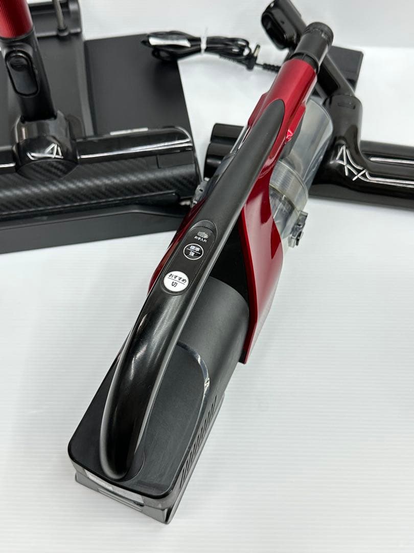 VC-CLX50 東芝　コードレス 掃除機　セット　中古　スティック　赤