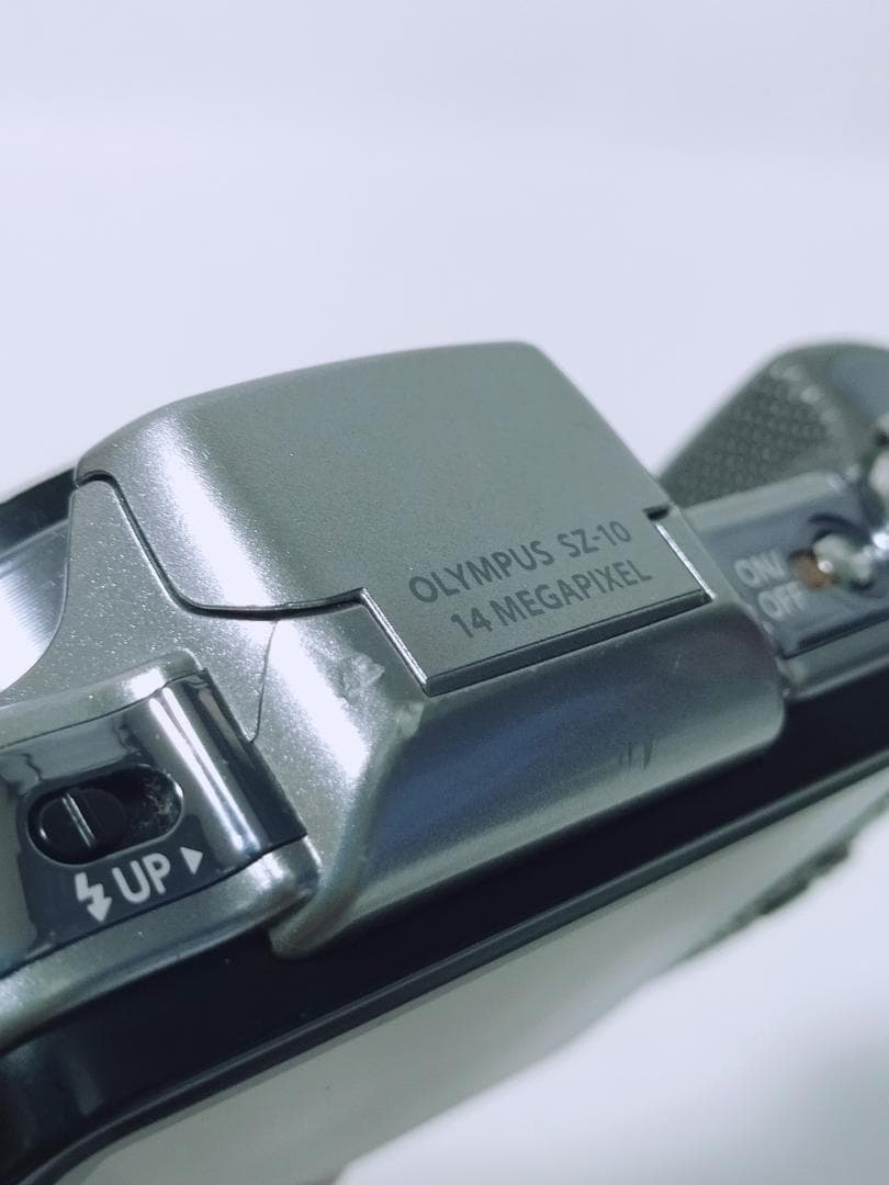 OLYMPUS SZ-10 オリンパス　デジカメ