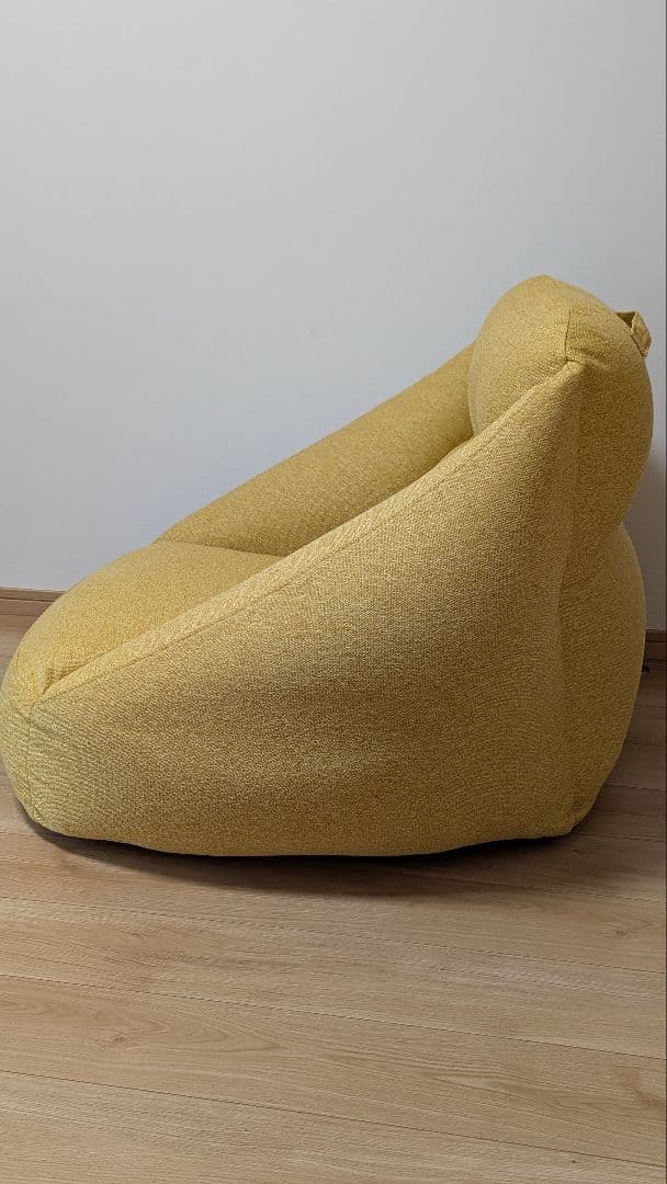 無印良品　空気でできたソファ　イエロー