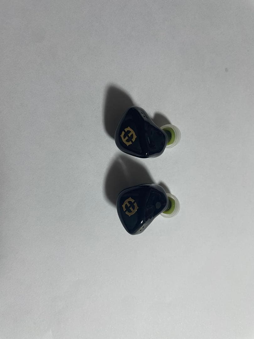 イヤホン Empire Ears Nemesis