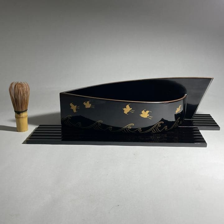 ◆輪島塗 花器 『輪島漆光堂謹製』波千鳥の図 本漆◆