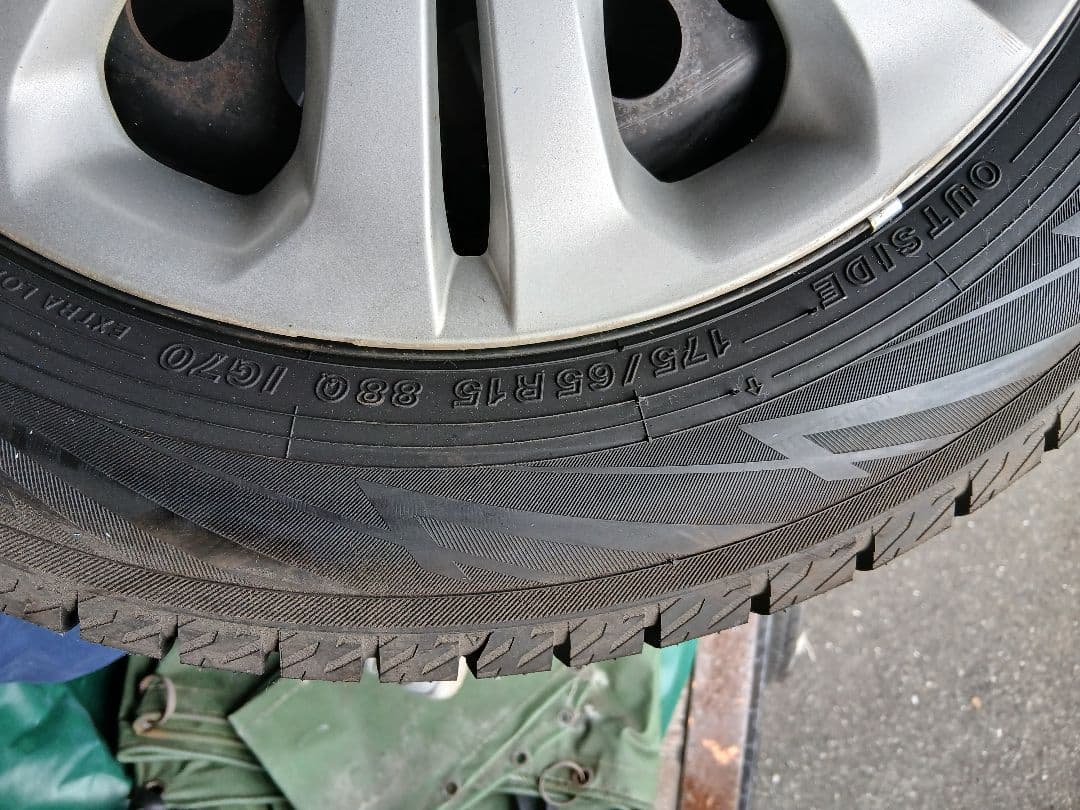 Yokohama 175/65R15 タイヤ・ホイールセット スタッドレス