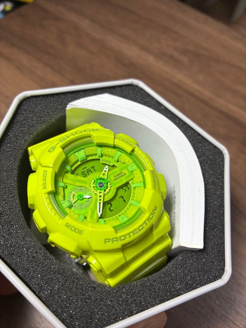 G-SHOCK ハイパーカラー GA-110 ライムグリーン