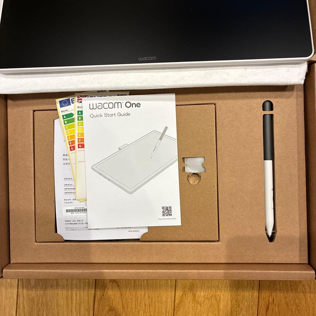 【美品】Wacom One 14 液晶ペンタブレット本体
