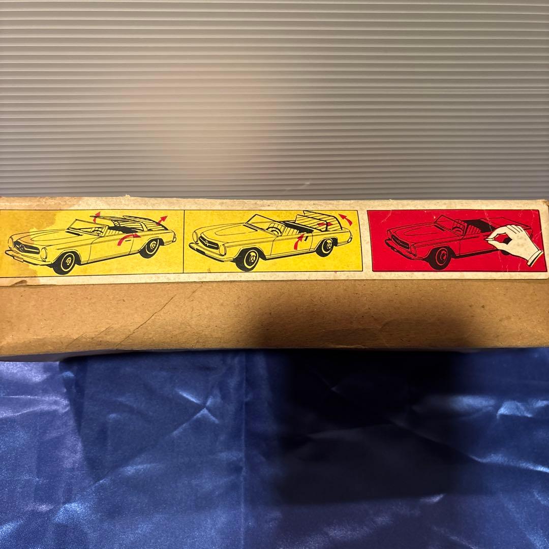 タカトク(高徳)製　ブリキ　メルセデスベンツ230SL