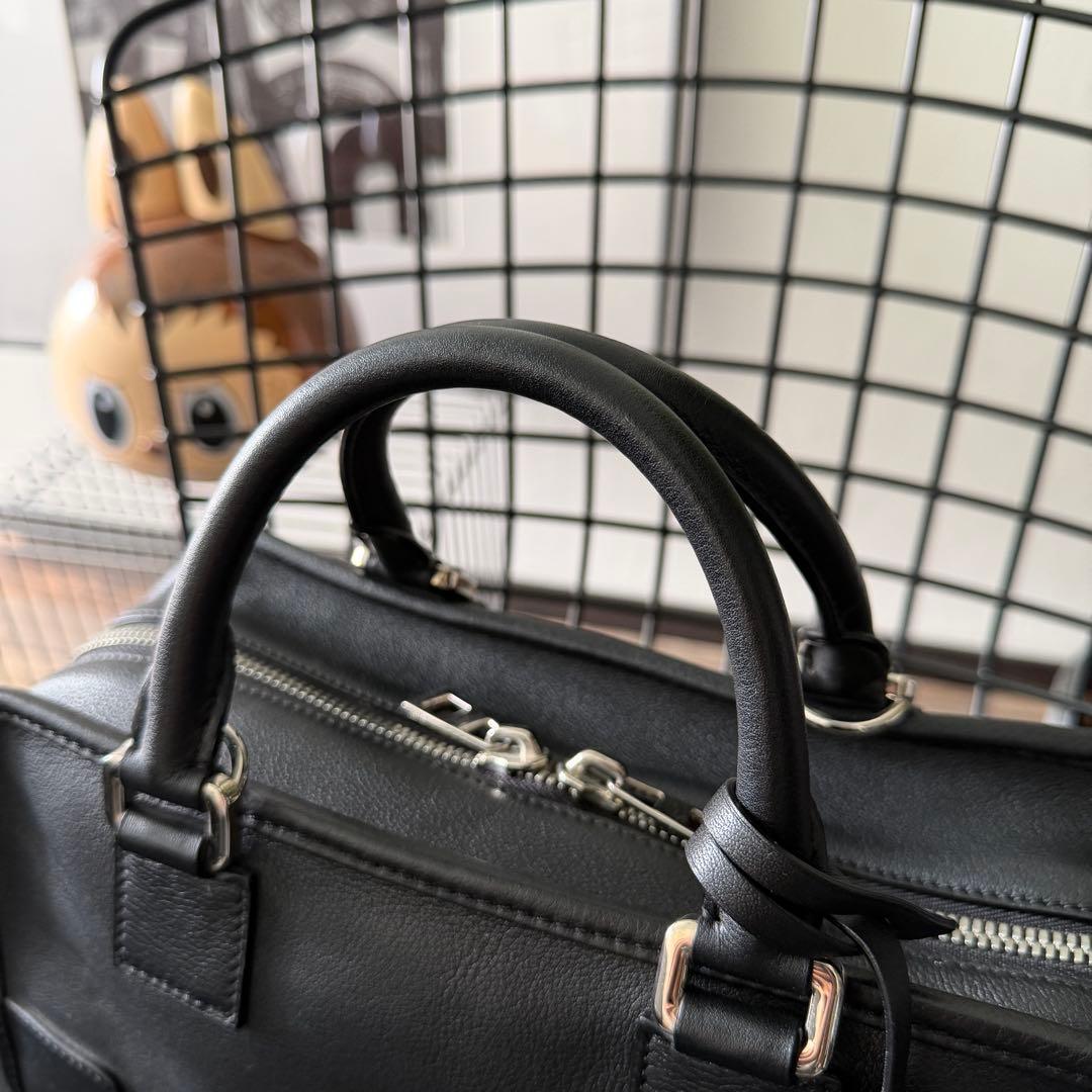 LOEWE アマソナ 28 ブラック ナパカーフレザー ハンドバッグ