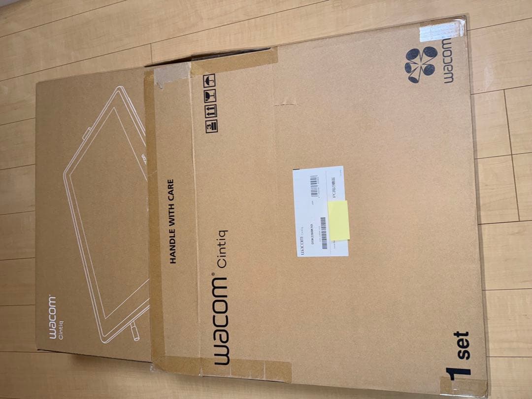Wacom Cintiq DTK2260K1D (外箱あり) 液晶タブレット