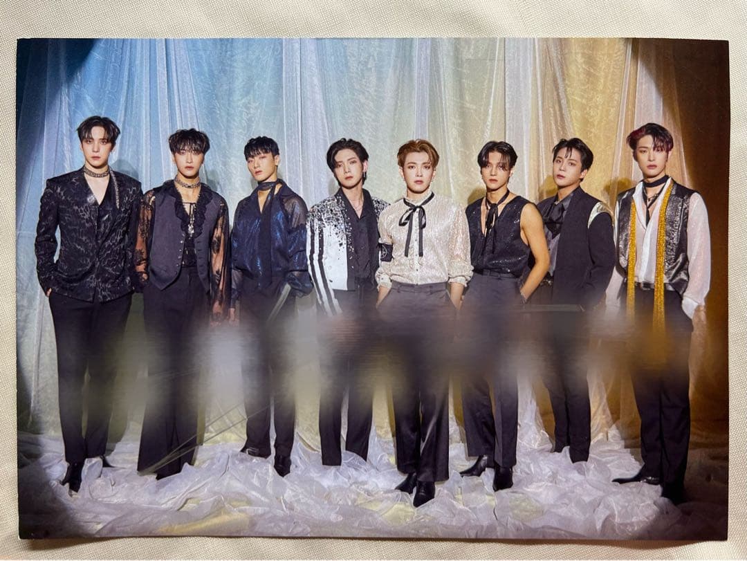 ATEEZ アチズ ユノ PARADIGM ショーケース 抽選 直筆サイン