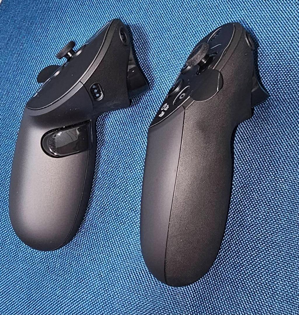  Quest Touch Pro Controllers 充電ドック付