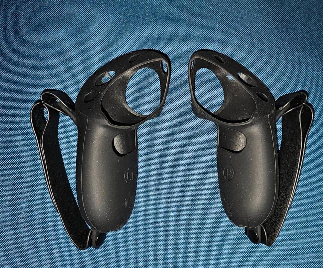  Quest Touch Pro Controllers 充電ドック付