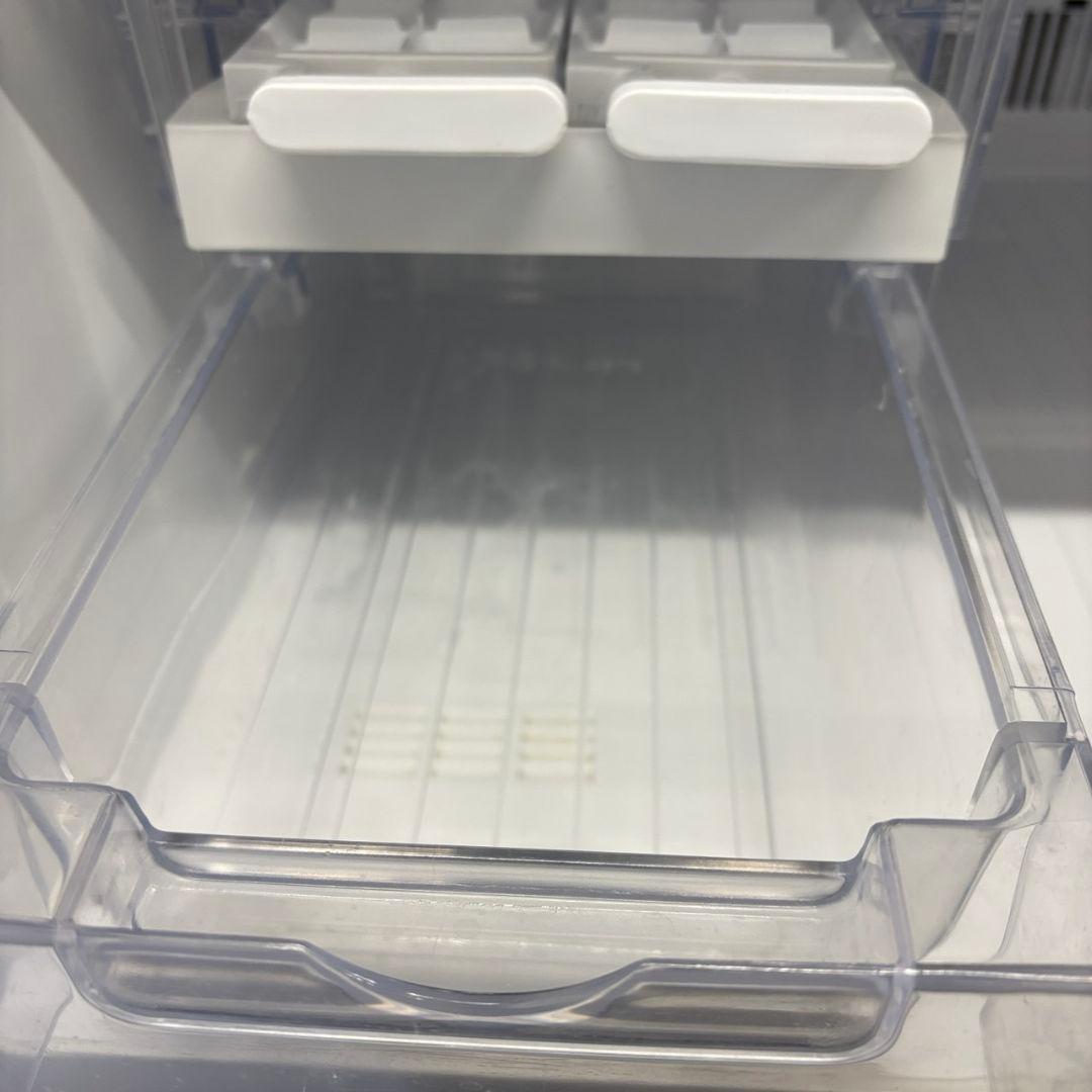 71　特別価格　冷蔵庫　SHARP　大型　500-600ℓ　黒　右開き　設置無料