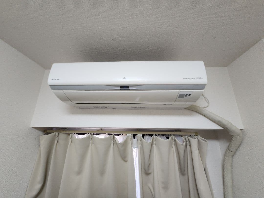 HITACHI RAS-WBK22G(W) エアコン本体 白くまくん