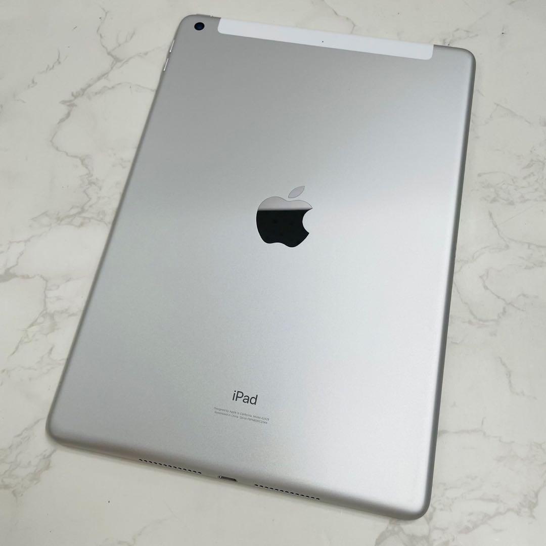 iPad 第8世代 32GB NYMJ2J/A AU 判定◯ バッテリー100%