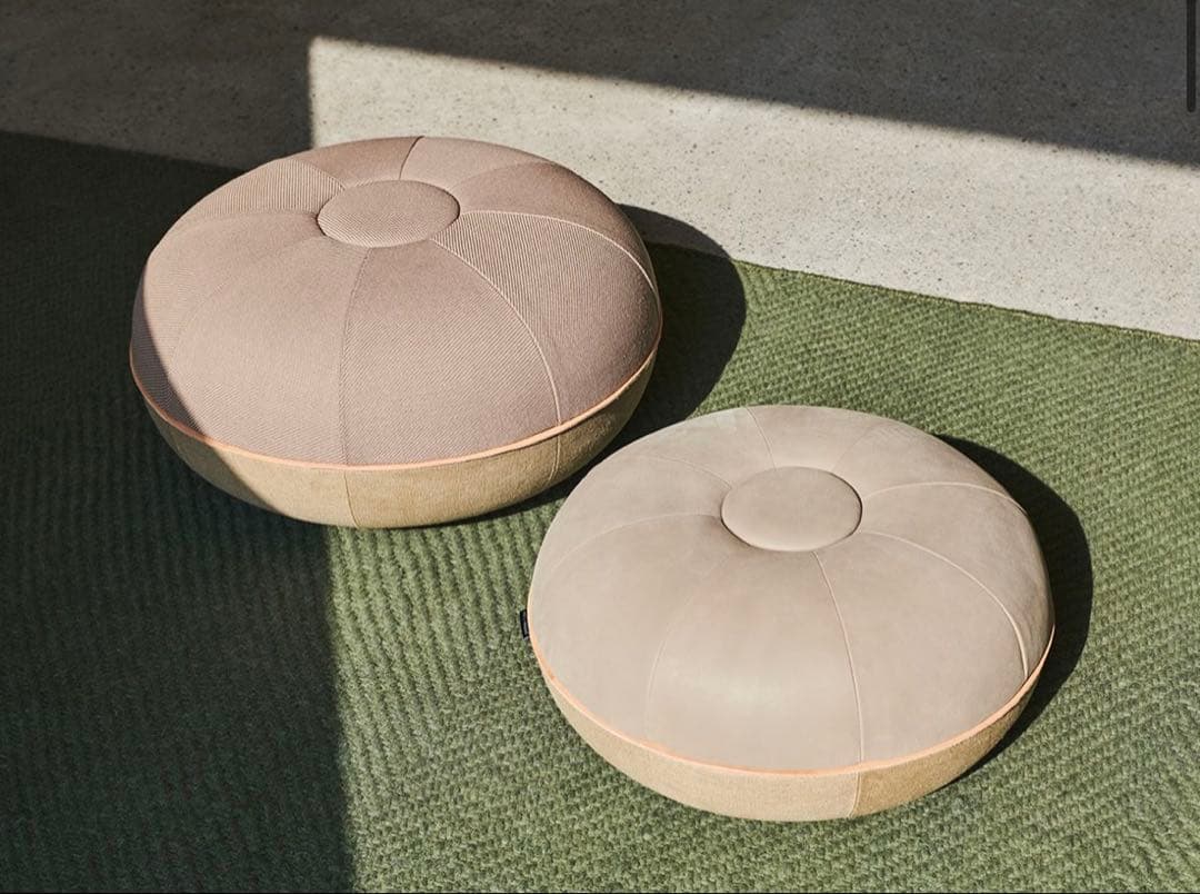 FRITZ HANSEN pouf ラージ ベージュ